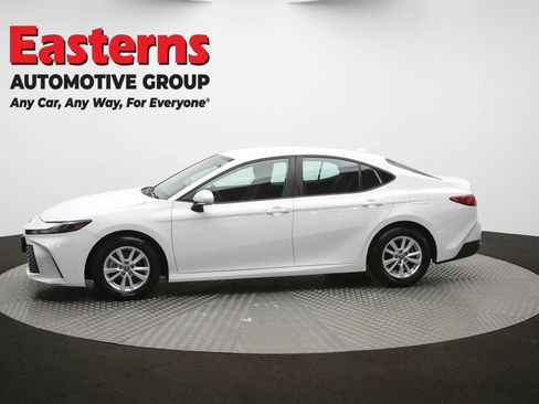 Used 2025 Toyota Camry LE FWD image 62