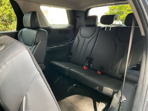 Used 2024 Hyundai Palisade SEL AWD/4WD image 29