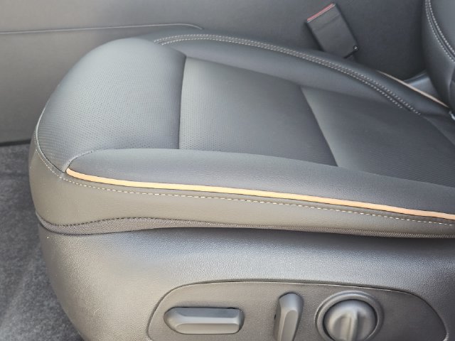 New 2026 Buick Envista Sport Touring FWD image 18