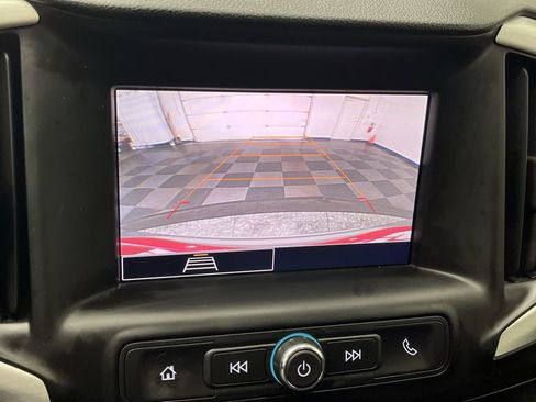 Used 2022 GMC Terrain SLE w/ LPO, Floor Liner Package image 5