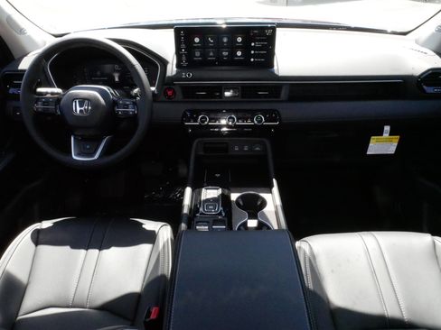 Certified 2026 Honda Pilot Elite image 10