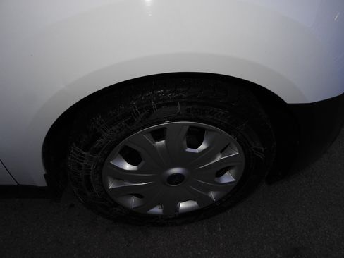 Used 2020 Ford Transit Connect XL image 16