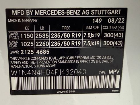 Used 2023 Mercedes-Benz GLA 250 4MATIC w/ Premium Package image 18