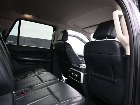 Used 2023 Ford Expedition Max XLT AWD/4WD image 16