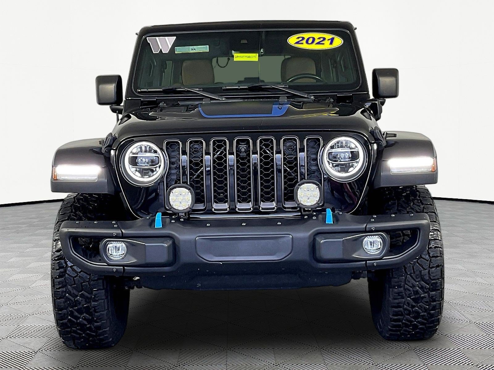 Used 2021 Jeep Wrangler Unlimited Rubicon 4xe w/ Steel Bumper Group AWD/4WD image 2