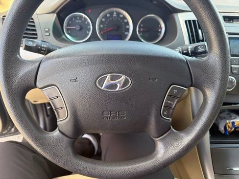 Used 2009 Hyundai Sonata GLS FWD image 12