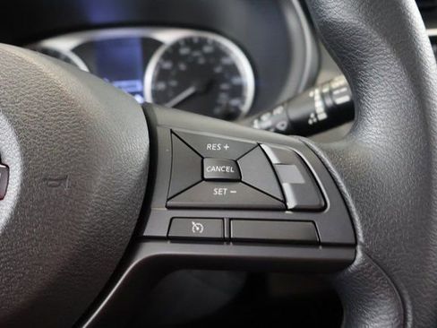 New 2025 Nissan Kicks Play S image 12