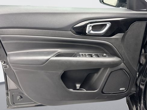 Used 2022 Jeep Compass High Altitude image 9