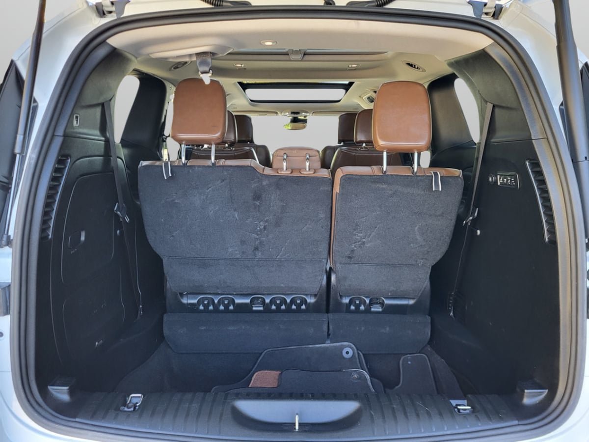 Used 2019 Chrysler Pacifica Limited w/ Advanced Safetytec Group FWD image 13