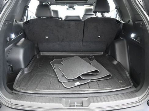 Used 2023 Honda CR-V Sport Touring image 18