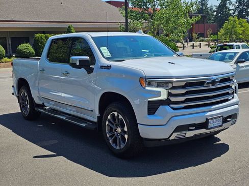 New 2026 Chevrolet Silverado 1500 High Country w/ Technology Package AWD/4WD image 7