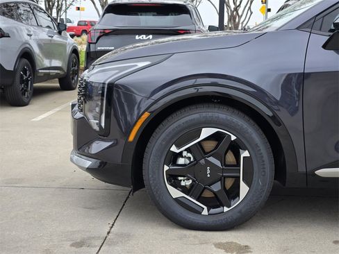 New 2026 Kia Sportage SX image 5
