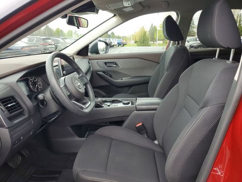 Used 2023 Nissan Rogue S AWD/4WD image 8