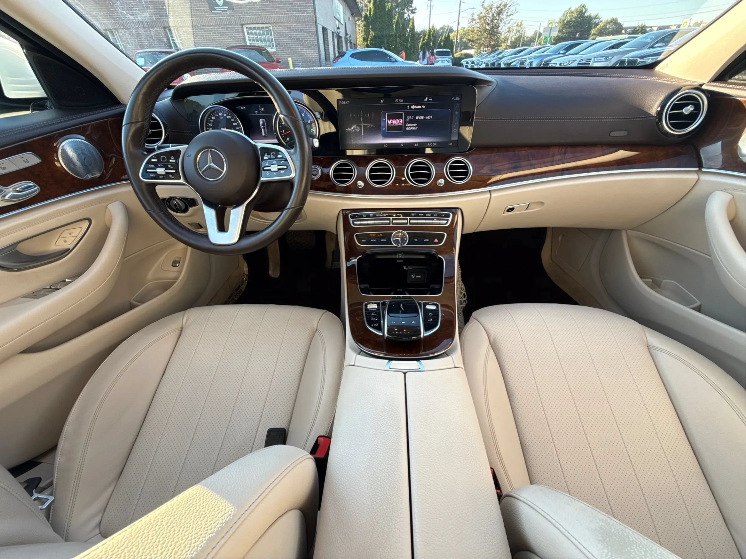 Used 2019 Mercedes-Benz E 450 4MATIC Wagon image 30