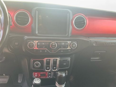 Used 2021 Jeep Wrangler Rubicon w/ Uconnect 4C Nav & Sound Group image 11