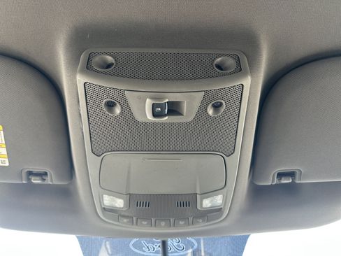 Used 2018 Ford F250 Lariat image 18