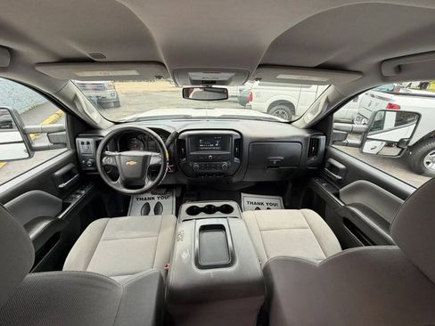 Used 2019 Chevrolet Silverado 2500 W/T AWD/4WD image 3
