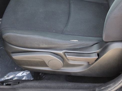 Used 2016 Subaru Impreza 2.0i image 12