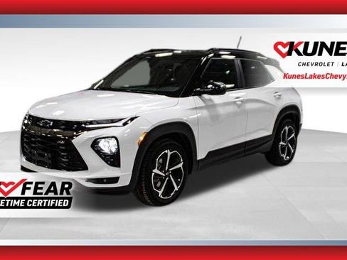 Used 2023 Chevrolet TrailBlazer RS w/ Sun and Liftgate Package image 1