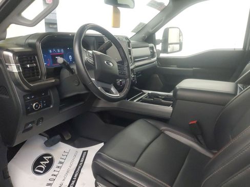 Used 2024 Ford F350 Lariat w/ Lariat Ultimate Package AWD/4WD image 6