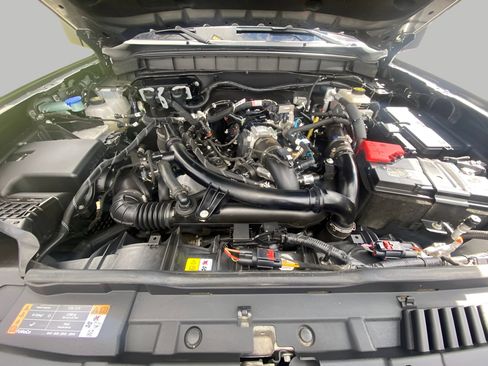Certified 2023 Ford Bronco Wildtrak AWD/4WD image 5