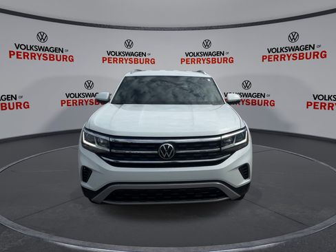 Used 2023 Volkswagen Atlas Cross Sport SE image 3