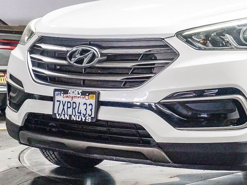 Used 2017 Hyundai Santa Fe Sport AWD/4WD image 5