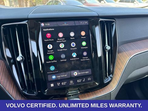 Certified 2024 Volvo XC60 B5 Plus w/ Protection Package Premier AWD/4WD image 24