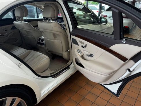 Used 2015 Mercedes-Benz S 550 4MATIC Sedan w/ Premium 1 Package image 32