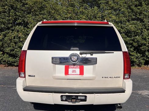 Used 2009 Cadillac Escalade ESV 2WD image 7