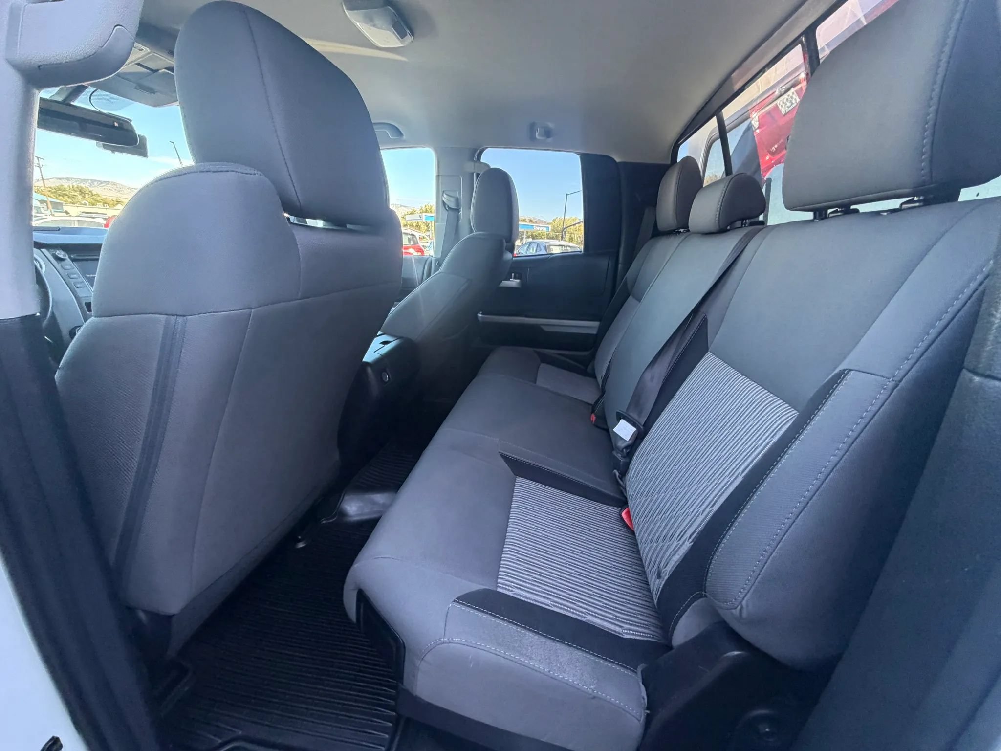 Used 2017 Toyota Tundra SR5 AWD/4WD image 18