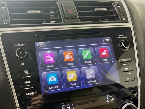 Used 2018 Subaru Outback 2.5i Limited image 13