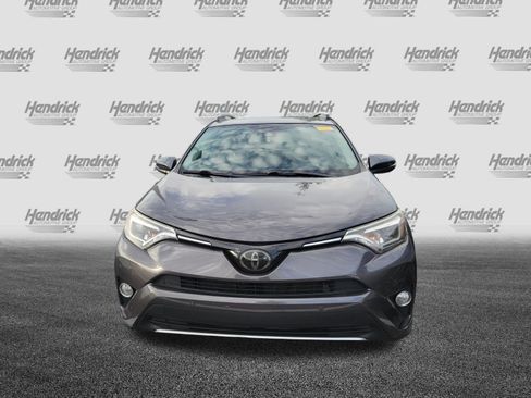 Used 2016 Toyota RAV4 Limited FWD image 3