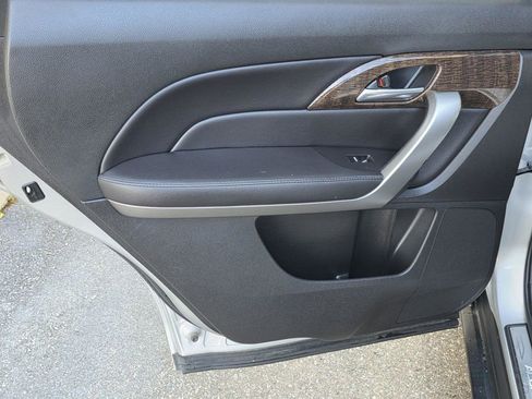 Used 2013 Acura MDX image 32