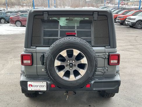 Used 2018 Jeep Wrangler Unlimited Sahara w/ Cold Weather Group image 6