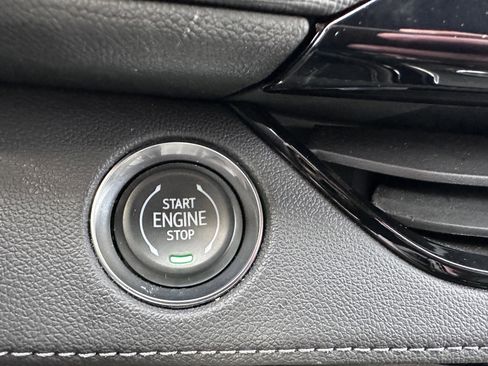 Used 2025 Buick Enclave Preferred image 24