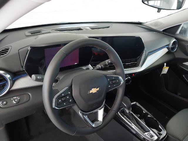 New 2026 Chevrolet Trax LT w/ Driver Confidence Package FWD image 18