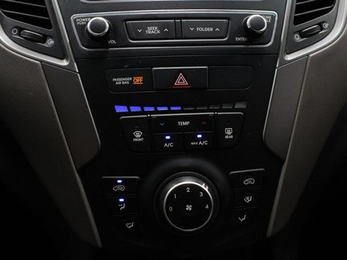 Used 2018 Hyundai Santa Fe Sport AWD/4WD image 28
