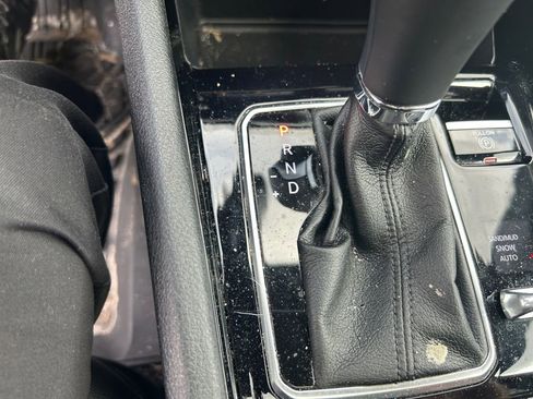 Used 2023 Jeep Compass Limited w/ Sun and Sound Group image 23