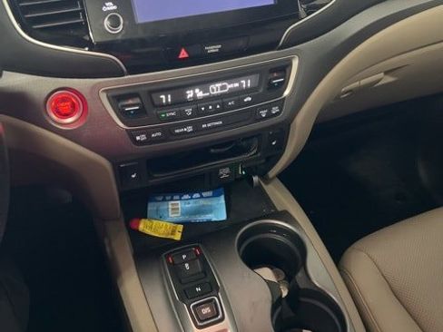 Used 2023 Honda Ridgeline RTL image 13