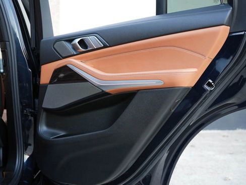 Used 2021 BMW X5 sDrive40i w/ M Sport Package image 27