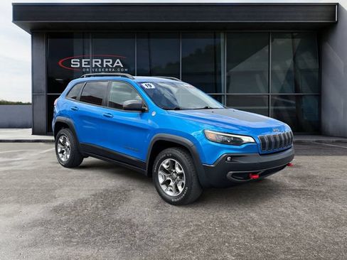Used 2019 Jeep Cherokee Trailhawk w/ Cold Weather Group AWD/4WD image 7