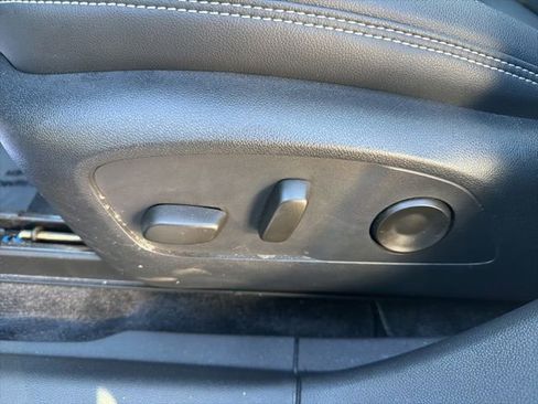 Used 2024 Chevrolet Blazer EV LT image 33