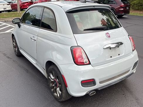 Used 2017 FIAT 500 Pop w/ Sport Appearance Package FWD image 2