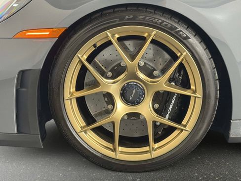 Used 2026 Porsche 911 GT3 w/ Weissach Package RWD image 12