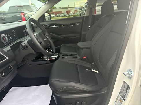 Used 2026 Kia Seltos SX w/ SX Sunroof Package AWD/4WD image 11
