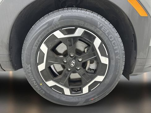 Used 2024 Hyundai Santa Fe SEL FWD image 11