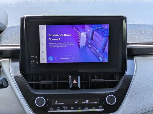 Used 2023 Toyota Corolla Cross L FWD image 18