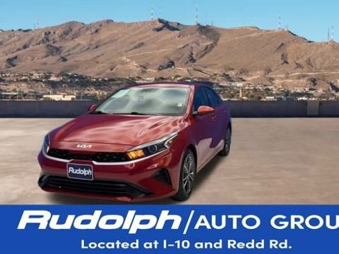 Used 2023 Kia Forte LXS image 1