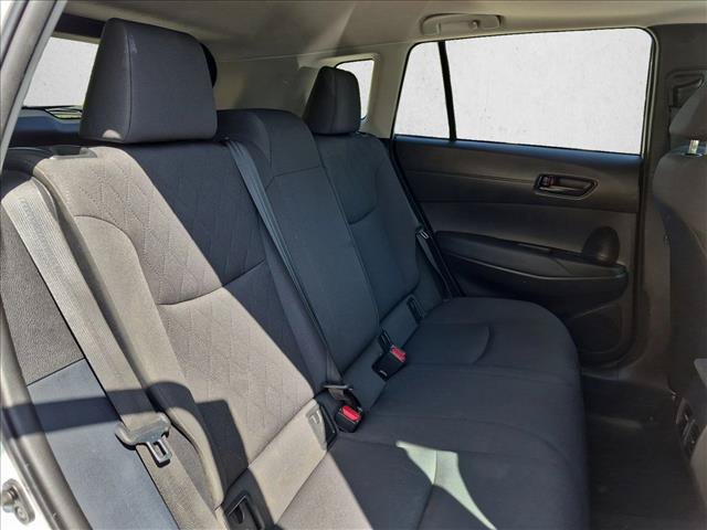 Used 2022 Toyota Corolla Cross LE w/ Moonroof Package FWD image 20